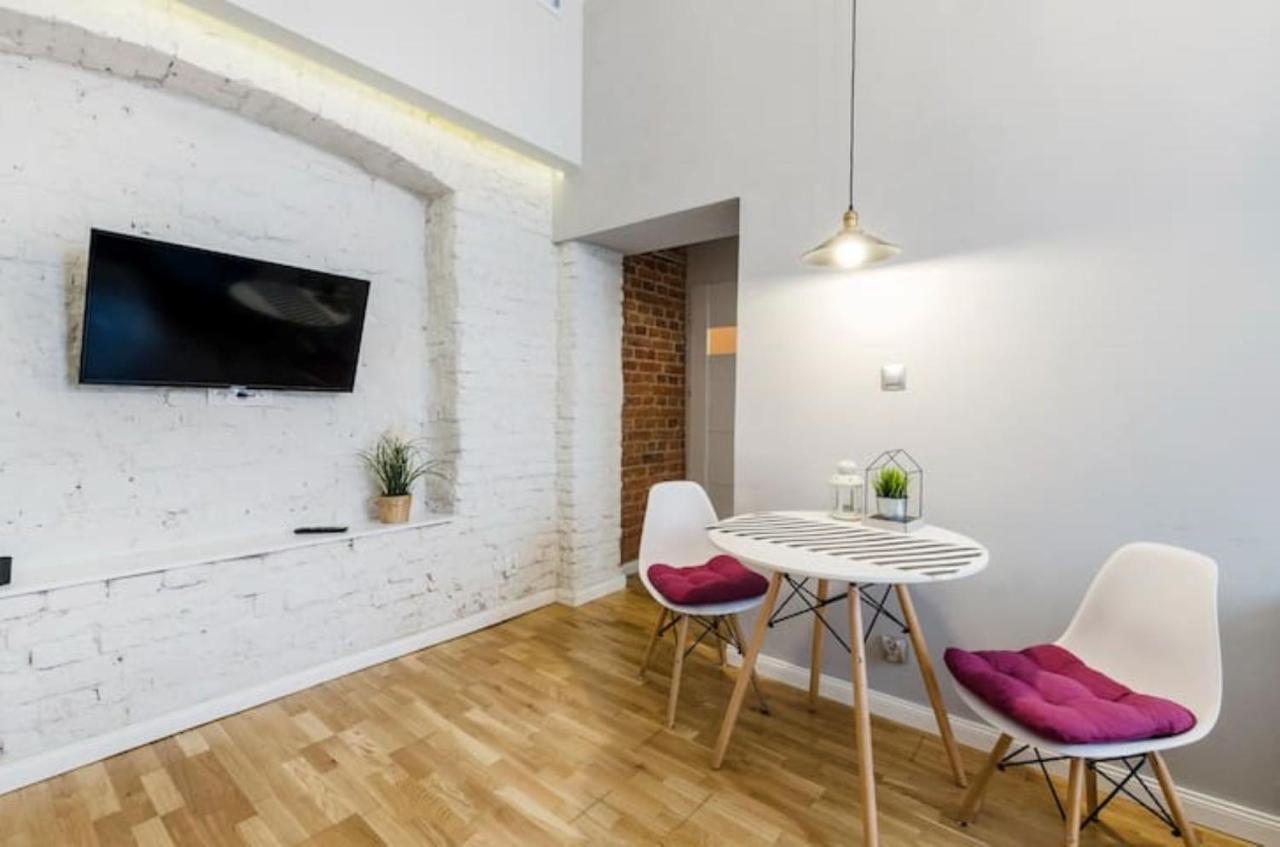 לודז' Modern Apartments On 6 Sierpnia St מראה חיצוני תמונה